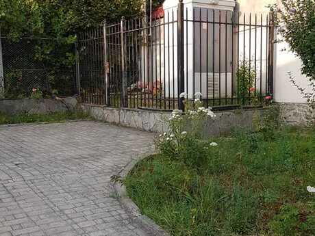 5 otaqlı həyət evi/bağ evi - Qəbələ - 400 m²