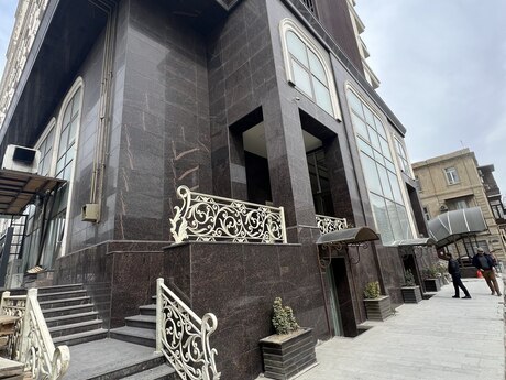 4 otaqlı yeni tikili - Nizami m. - 246 m²
