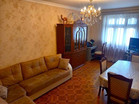 3 otaqlı köhnə tikili - Qara Qarayev m. - 90 m²