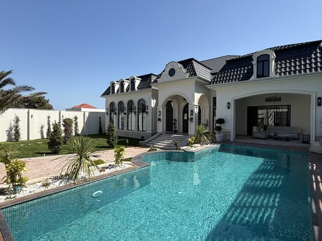 5 otaqlı həyət evi/bağ evi - Mərdəkan q. - 300 m²
