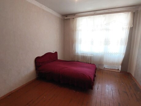 3 otaqlı köhnə tikili - Xalqlar Dostluğu m. - 90 m²