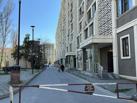 4 otaqlı köhnə tikili - Xətai r. - 100 m²