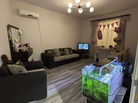 2 otaqlı həyət evi/bağ evi - Zığ q. - 72 m²