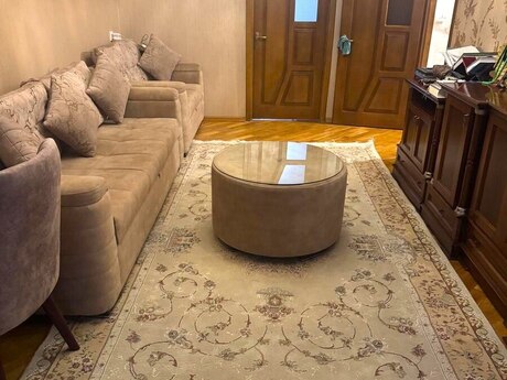 3 otaqlı köhnə tikili - Neftçilər m. - 75 m²