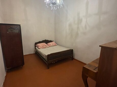 1 otaqlı həyət evi/bağ evi - Nəsimi r. - 40 m²