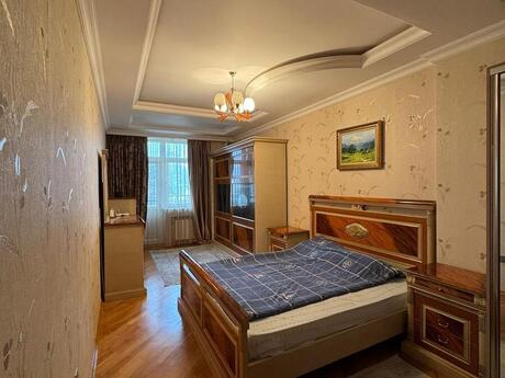 Elan №6060504 - Bakı, Nizami m., 3 otaqlı, 137 m², 8/19 mərtəbə