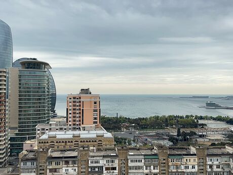 Elan №6060596 - Bakı, 28 May m., 4 otaqlı, 247 m², 16/18 mərtəbə