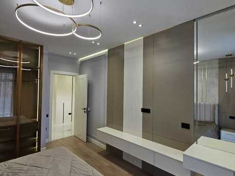 3 otaqlı yeni tikili - 8 Noyabr m. - 103 m²
