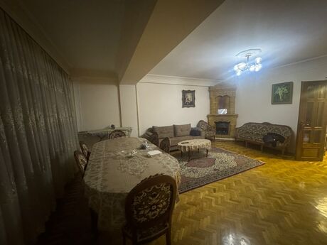 3 otaqlı köhnə tikili - 28 May m. - 90 m²