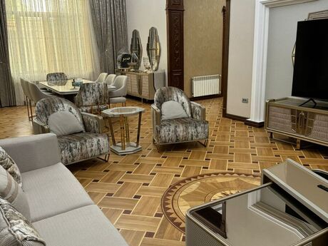 8 otaqlı həyət evi/bağ evi - Nərimanov r. - 700 m²