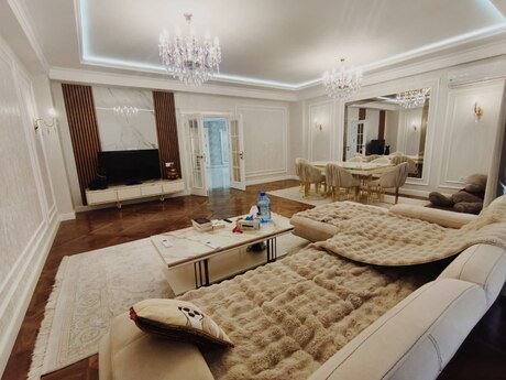 4 otaqlı yeni tikili - Nəsimi r. - 200 m²