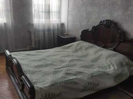 2 otaqlı köhnə tikili - Sahil m. - 80 m²