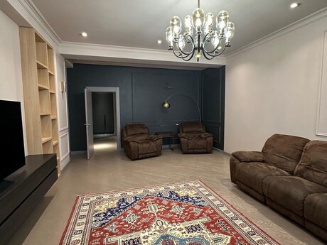 5 otaqlı yeni tikili - Gənclik m. - 220 m²