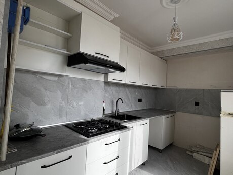 5 otaqlı köhnə tikili - Nizami m. - 100 m²