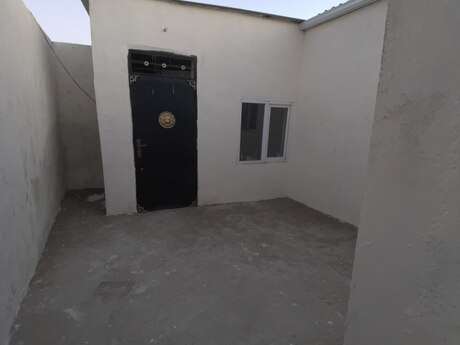 3 otaqlı həyət evi/bağ evi - Binəqədi q. - 60 m²