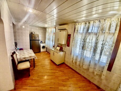 3 otaqlı köhnə tikili - Qara Qarayev m. - 90 m²