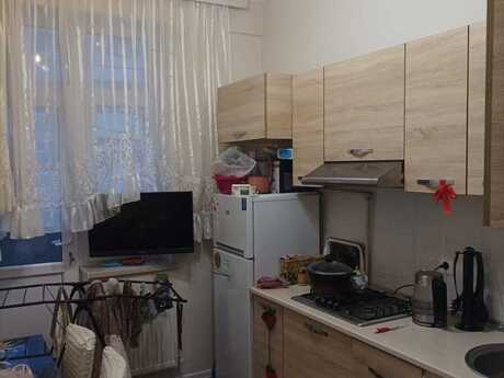 1 otaqlı yeni tikili - İnşaatçılar m. - 45 m²