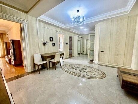 4 otaqlı yeni tikili - Sahil m. - 180 m²