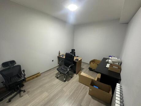 1-комн. офис - м. Нариман Нариманов - 13 м²