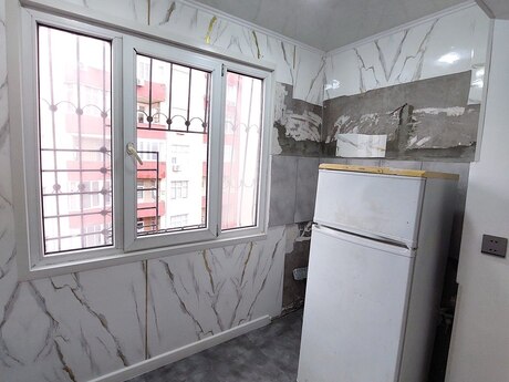 1 otaqlı köhnə tikili - Neftçilər m. - 35 m²
