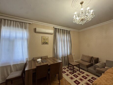 Elan №6060905 - Bakı, Nəriman Nərimanov m., 3 otaqlı, 90 m², 2/4 mərtəbə