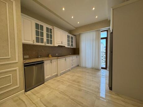 5-комн. офис - пос. Аг шехер - 230 м²