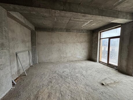 4 otaqlı yeni tikili - Ağ şəhər q. - 220 m²