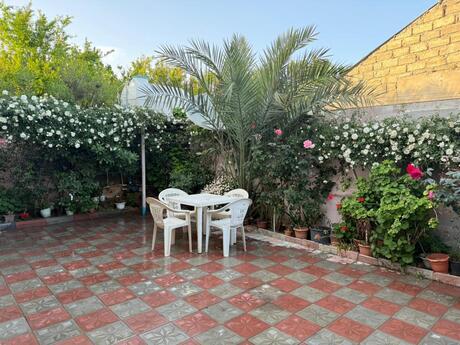 3 otaqlı həyət evi/bağ evi - Hövsan q. - 65 m²