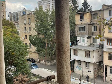 Elan №6061034 - Bakı, Elmlər Akademiyası m., 2 otaqlı, 39 m², 4/5 mərtəbə