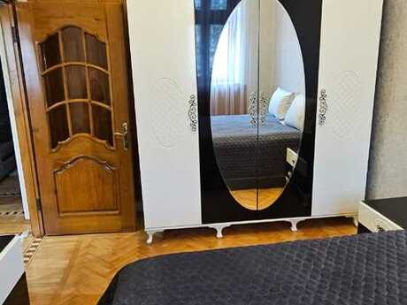 3 otaqlı köhnə tikili - Nəriman Nərimanov m. - 75 m²