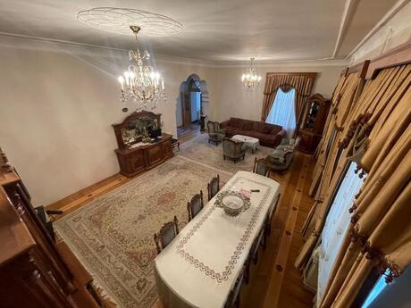 6-комн. дом/дача - пос. Бадамдар - 330 м²