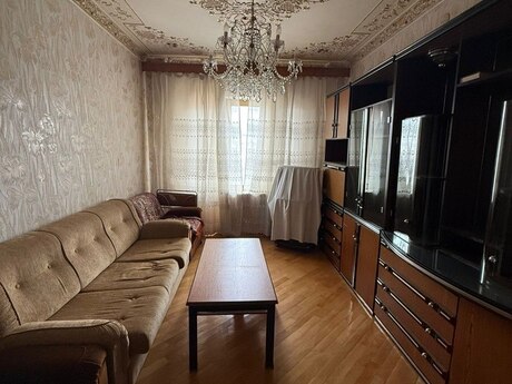 4 otaqlı köhnə tikili - Xalqlar Dostluğu m. - 100 m²