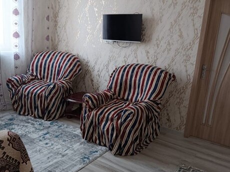 2 otaqlı köhnə tikili - Əhmədli m. - 53 m²