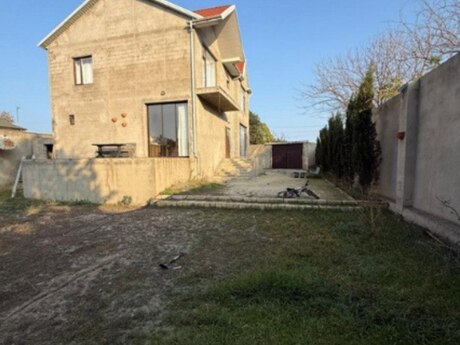 5 otaqlı həyət evi/bağ evi - Novxanı q. - 200 m²