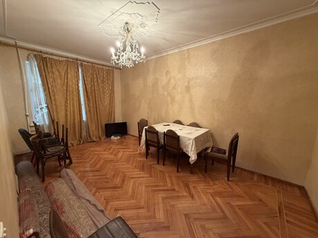 2 otaqlı köhnə tikili - İçəri Şəhər m. - 50 m²