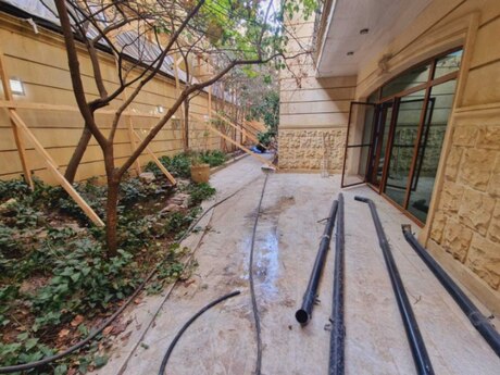 8 otaqlı həyət evi/bağ evi - Gənclik m. - 450 m²