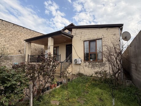 3 otaqlı həyət evi/bağ evi - Yeni Suraxanı q. - 160 m²