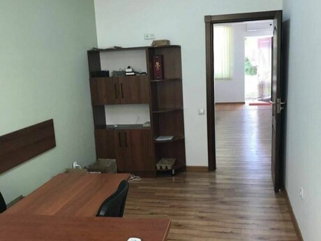 3 otaqlı ofis - Şah İsmayıl Xətai m. - 100 m²