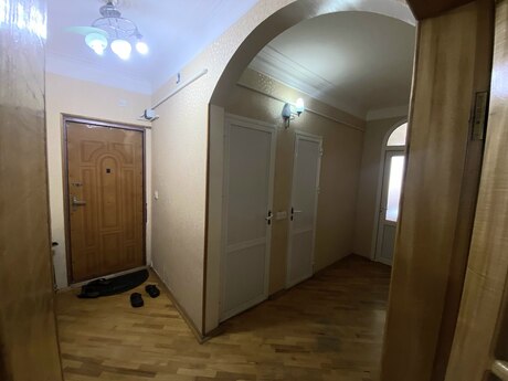 3 otaqlı köhnə tikili - Bakıxanov q. - 89 m²