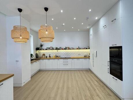 8 otaqlı həyət evi/bağ evi - Sumqayıt - 350 m²