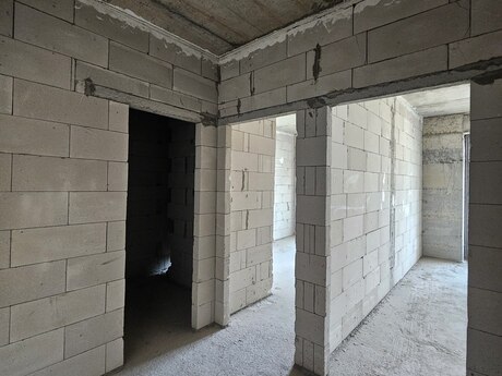 2 otaqlı yeni tikili - 8 Noyabr m. - 106.5 m²