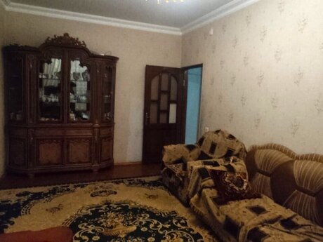 5 otaqlı köhnə tikili - Neftçilər m. - 130 m²