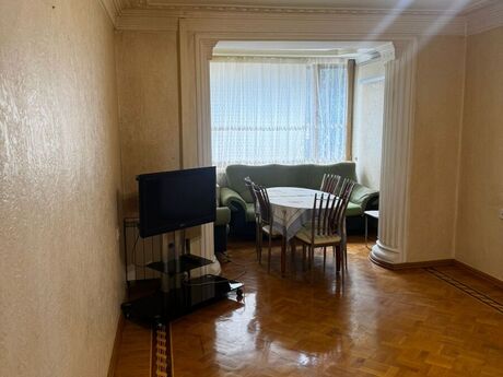3 otaqlı köhnə tikili - Sahil m. - 80 m²