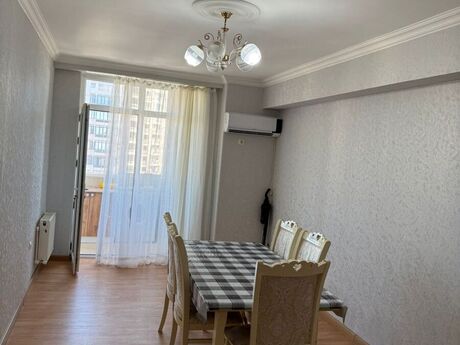 3 otaqlı köhnə tikili - Gənclik m. - 80 m²