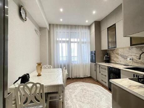 3 otaqlı yeni tikili - 28 May m. - 118 m²