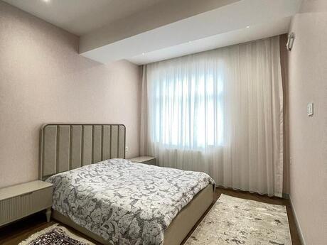 3 otaqlı yeni tikili - 28 May m. - 118 m²