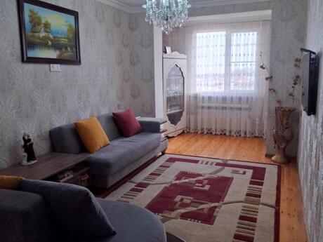 5 otaqlı köhnə tikili - Gəncə - 112 m²