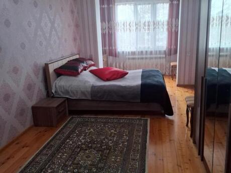 5 otaqlı köhnə tikili - Gəncə - 112 m²