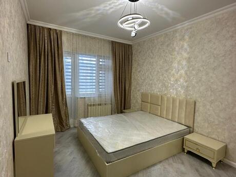 3-комн. вторичка - м. Ази Асланов - 80 м²