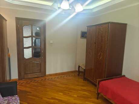 4 otaqlı köhnə tikili - İçəri Şəhər m. - 118 m²